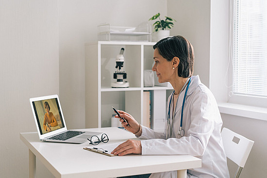 Medicare extends coverage of telehealth through 2024 featured image