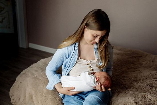 Can breastfeeding really prevent pregnancy? featured image