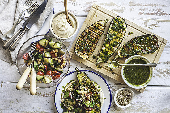 Easy, delicious summer veggie meals will help stretch your food budget featured image